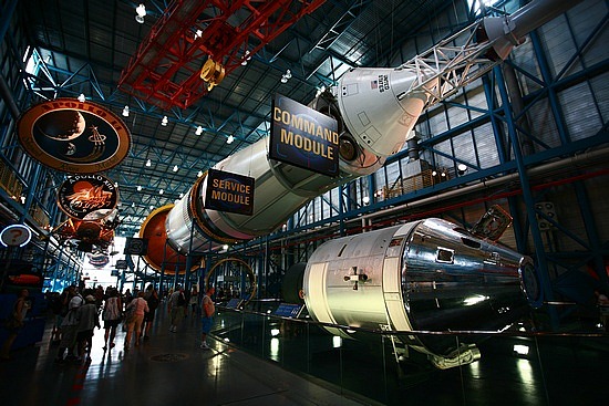 Fusée Saturn V et vaisseau Apollo 8