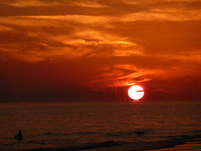 Coucher de soleil dans le golf du Mexique