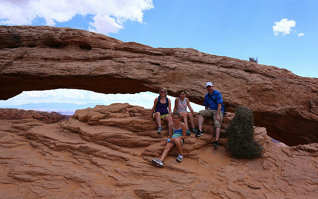 Mesa Arch - Canyonlands