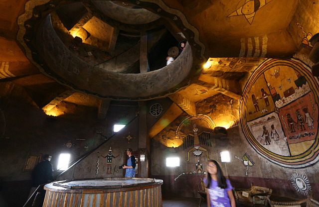 À l'intérieur de la tour a Desert View