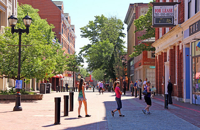 Marche sur Essex Street