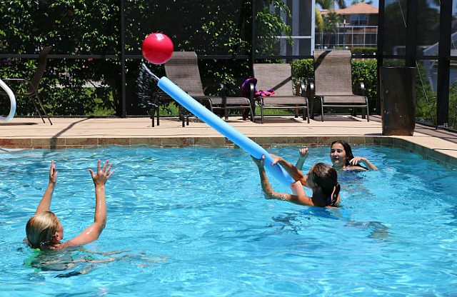 Water-Ballon-Frite-Milieu