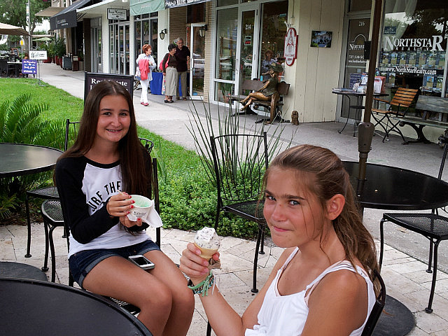 Crème glacé au Kilwins sur beach drive