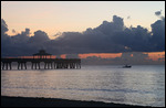 Le pier de Deerfield Beach avant l'aube